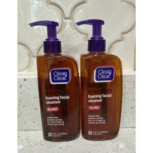 2-Clean & Clear Essentials Foaming Facial Cleanser Oil-Free Orange 8 Oz